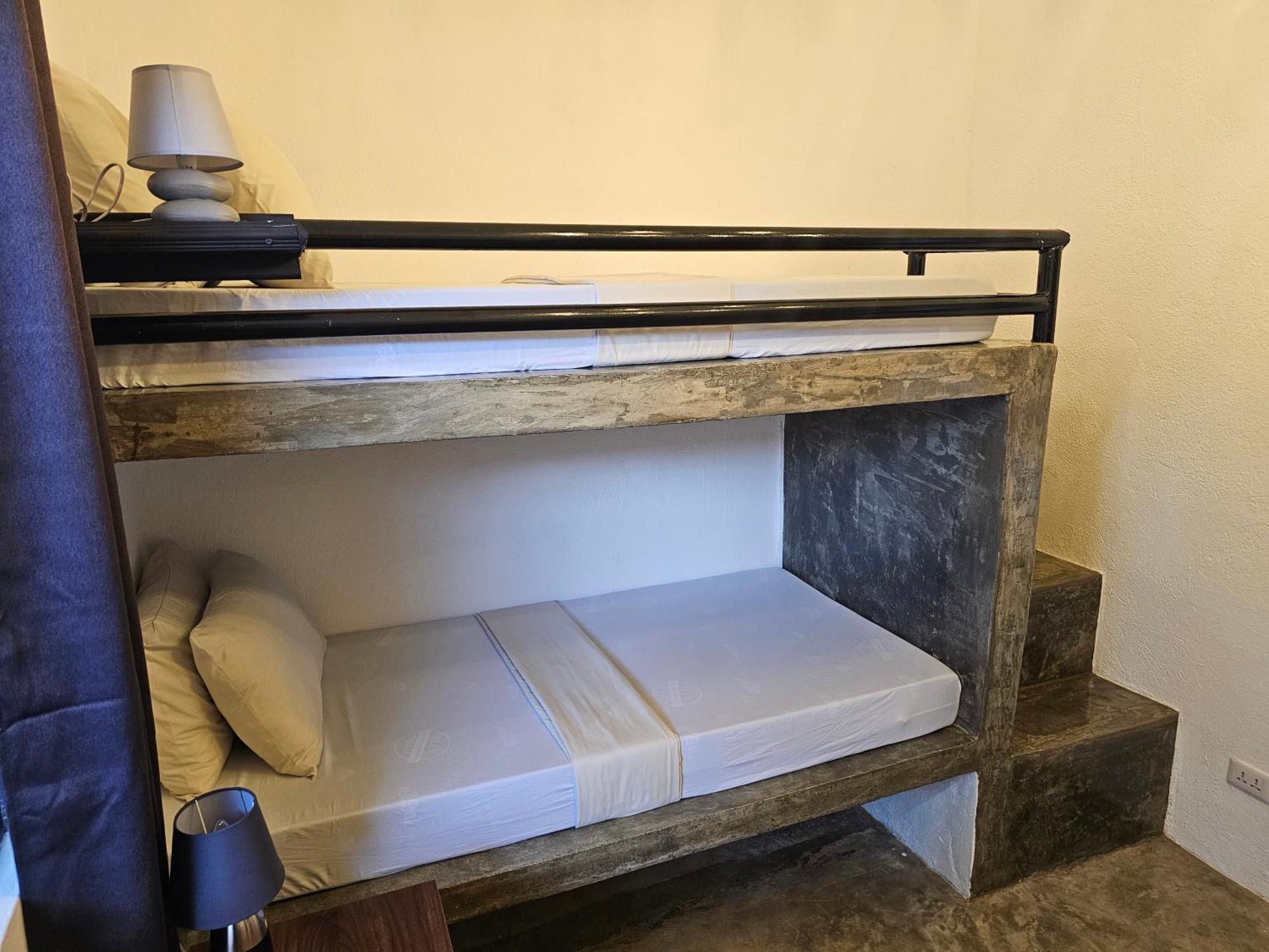 Crazy Bears Hostel Moalboal Ngoại thất bức ảnh