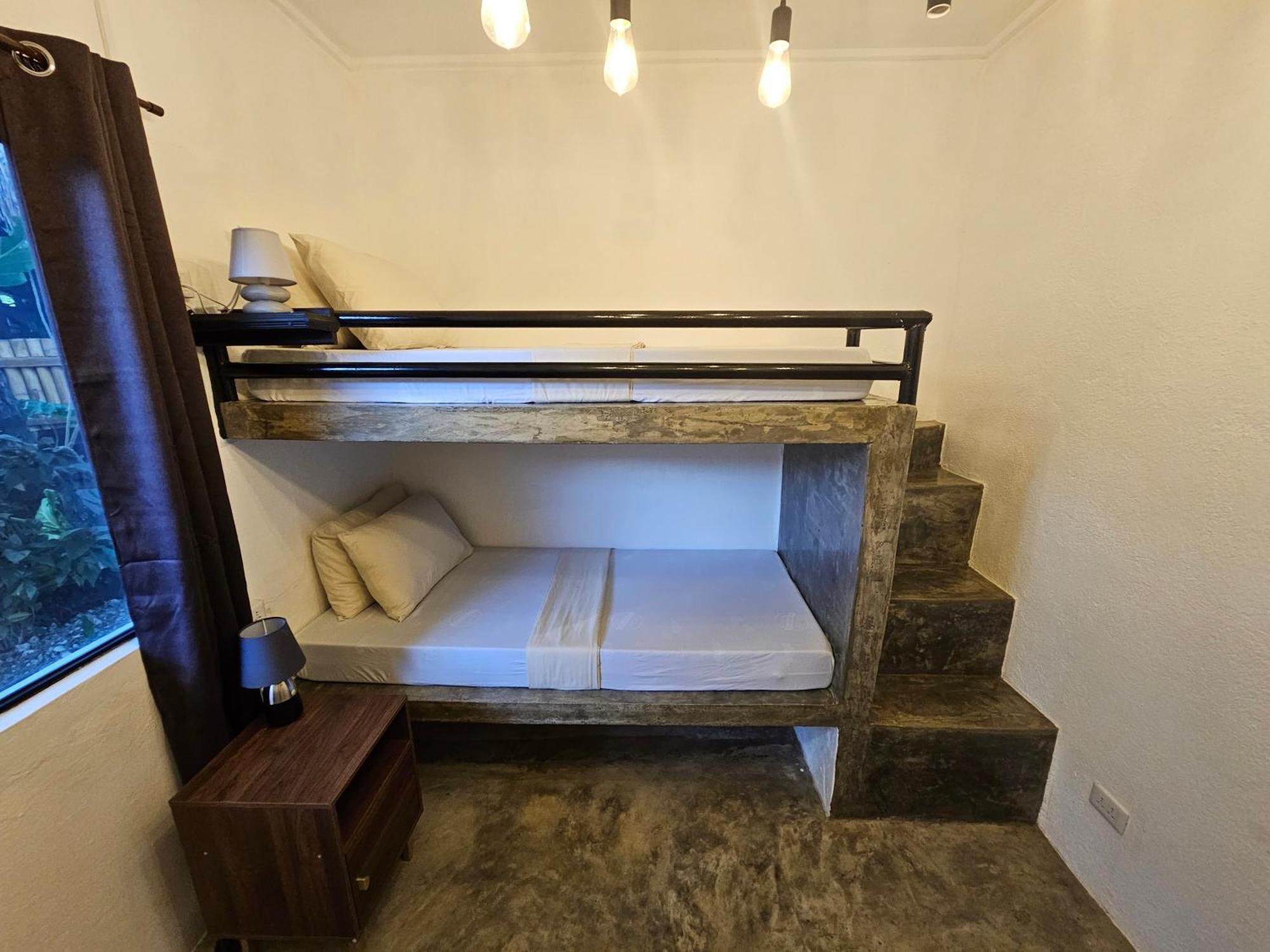 Crazy Bears Hostel Moalboal Ngoại thất bức ảnh