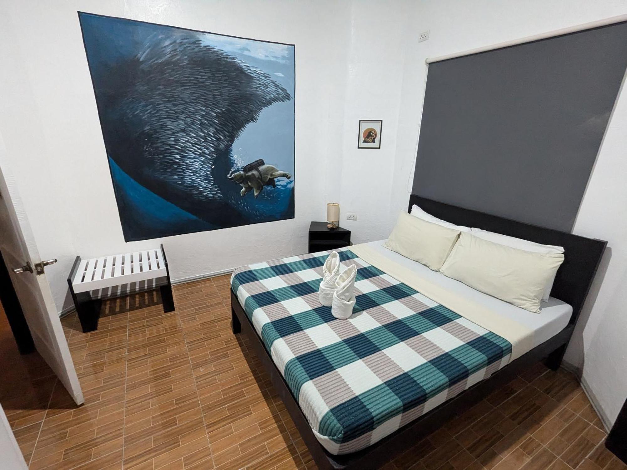 Crazy Bears Hostel Moalboal Ngoại thất bức ảnh